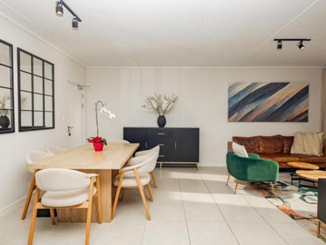 Apartment for sale in Cape Town, Western Cape