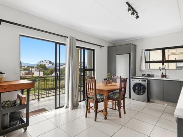 Apartment for sale in Cape Town, Western Cape