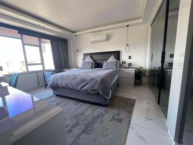 Apartment for sale in Seaview, Kwazulu-natal