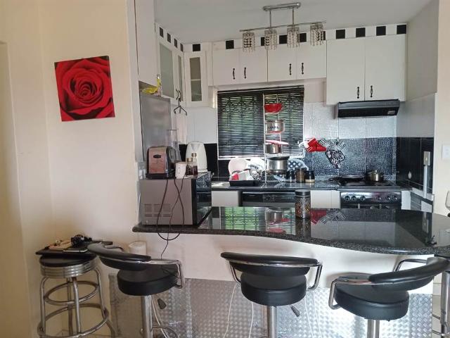 Apartment for sale in Seaview, Kwazulu-natal