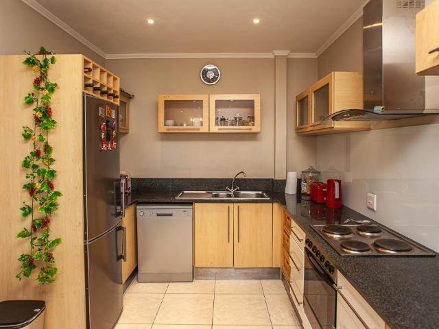 Apartment for sale in Port Elizabeth, Eastern Cape
