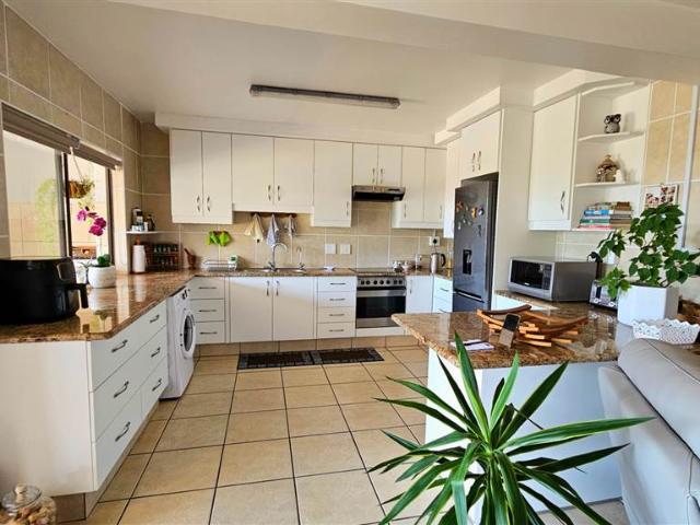 Apartment for sale in Ugu District Municipality, Kwazulu-natal
