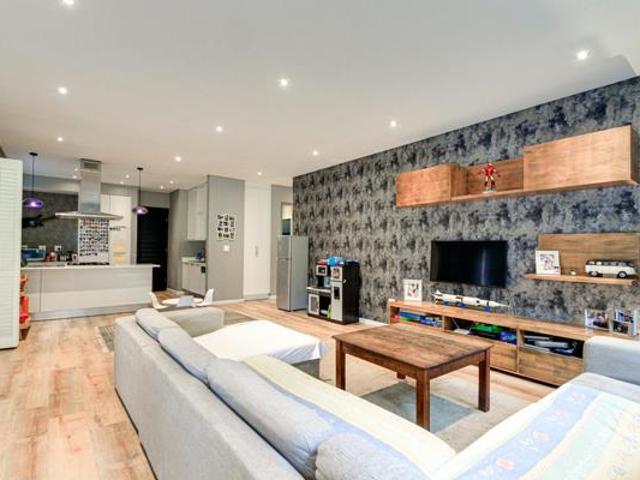 Apartment for sale in Vosloorus, Gauteng