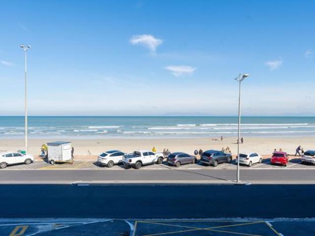Apartment for sale in Cape Town, Western Cape