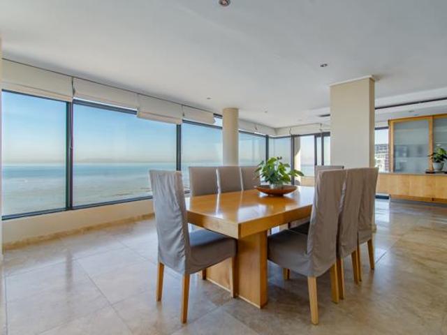 Apartment for sale in Cape Town, Western Cape
