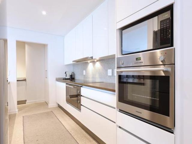 Apartment for sale in Cape Town, Western Cape