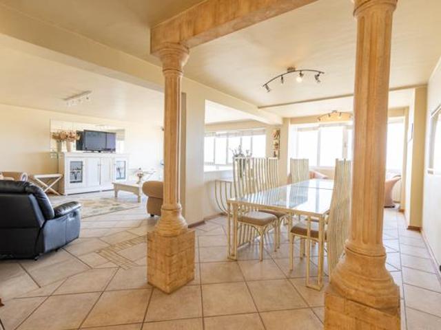Apartment for sale in Nelson Mandela Bay Ward 18, Nelson Mandela Bay Metropolitan Municipality