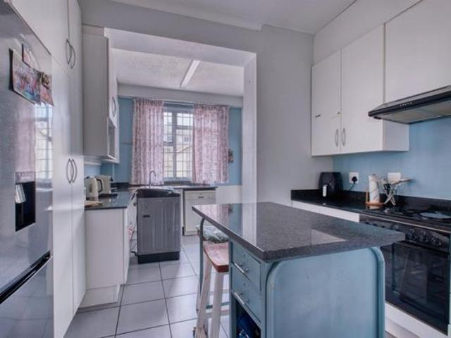 Apartment for sale in Nelson Mandela Bay Ward 18, Nelson Mandela Bay Metropolitan Municipality