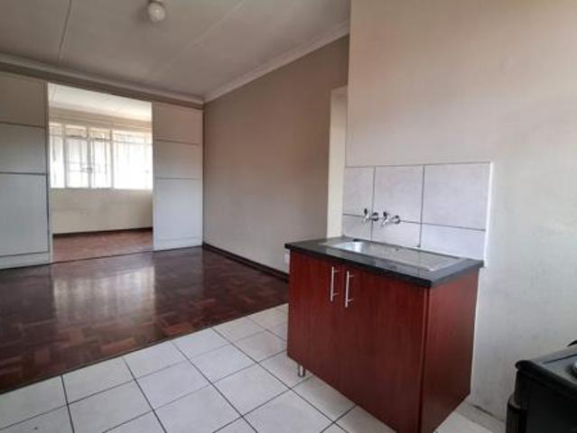 Apartment for rent in Waterkloof, Gauteng