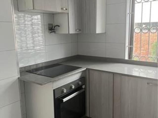 Apartment for rent in Seaview, Kwazulu-natal
