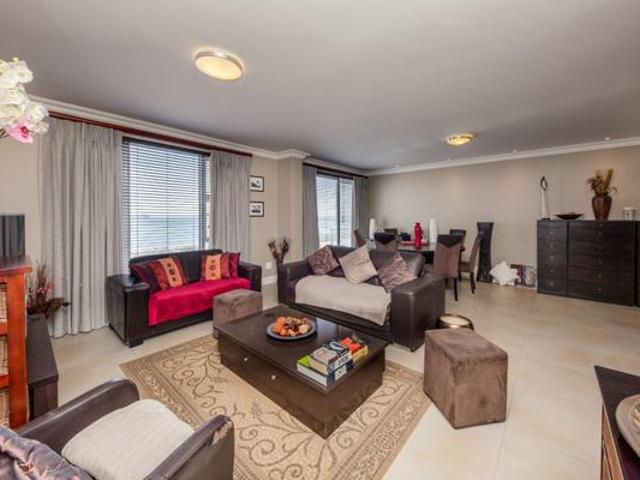 Apartment for sale in Cape Town, Western Cape