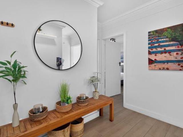Apartment for sale in Cape Town, Western Cape