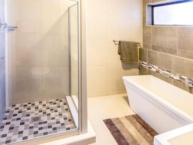 Apartment for rent in Waterkloof, Gauteng