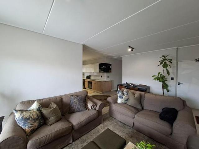 Apartment for rent in Waterkloof, Gauteng