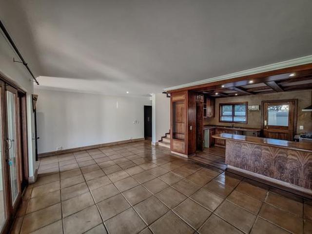 Apartment for rent in North West