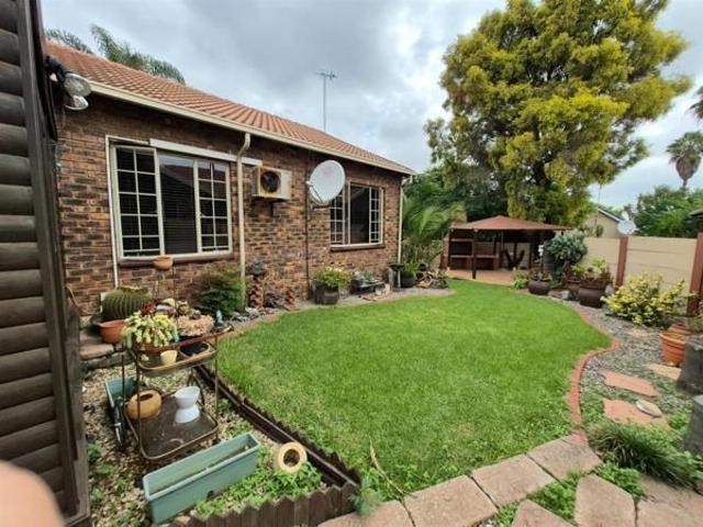 Apartment for rent in The Reeds, Gauteng