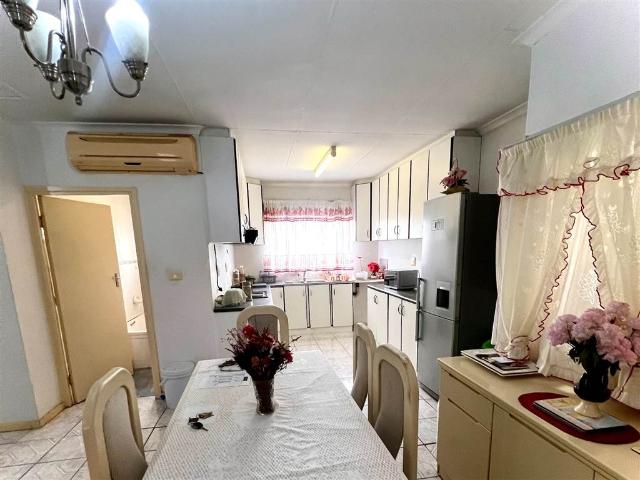 Apartment for sale in Tongaat Beach, Kwazulu-natal