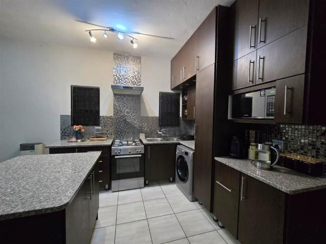 Apartment for sale in Gert Sibande, Mpumalanga