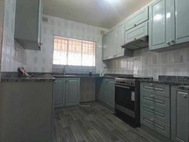 Apartment for rent in Seaview, Kwazulu-natal