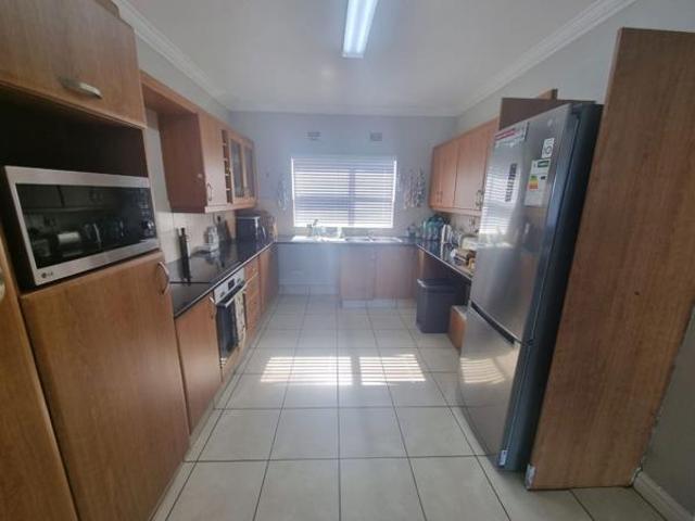 Apartment for sale in Umdloti, Kwazulu-natal