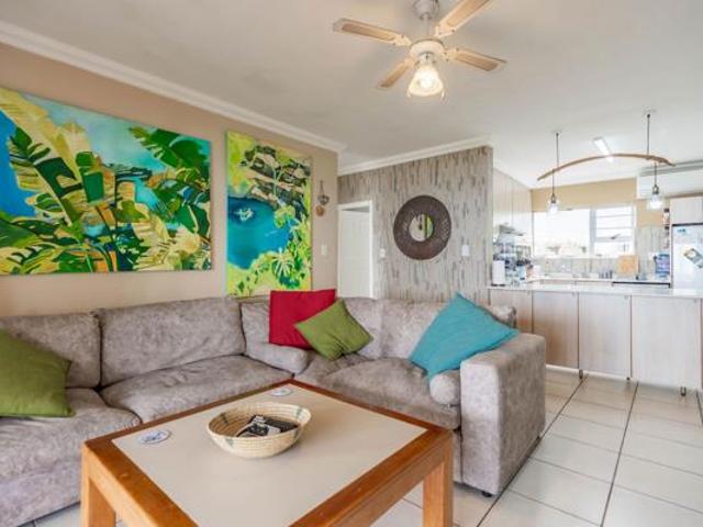 Apartment for sale in Umdloti, Kwazulu-natal