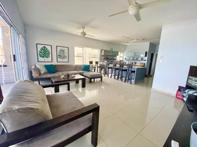 Apartment for sale in Umdloti, Kwazulu-natal