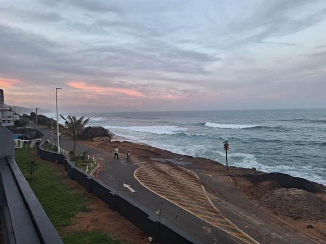 Apartment for sale in Umdloti, Kwazulu-natal