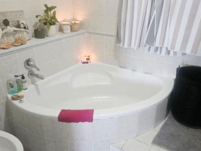 Apartment for sale in Umdloti, Kwazulu-natal