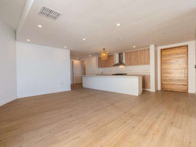 Apartment for sale in Umdloti, Kwazulu-natal