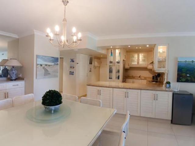 Apartment for sale in Umdloti, Kwazulu-natal