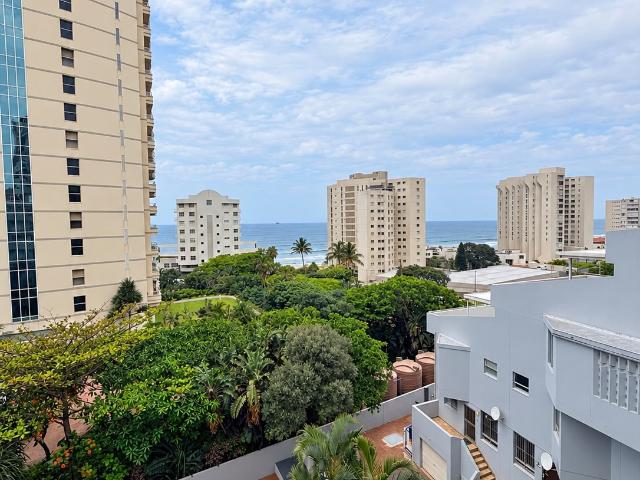 Apartment for sale in Umhlanga Rocks, eThekwini Metropolitan Municipality