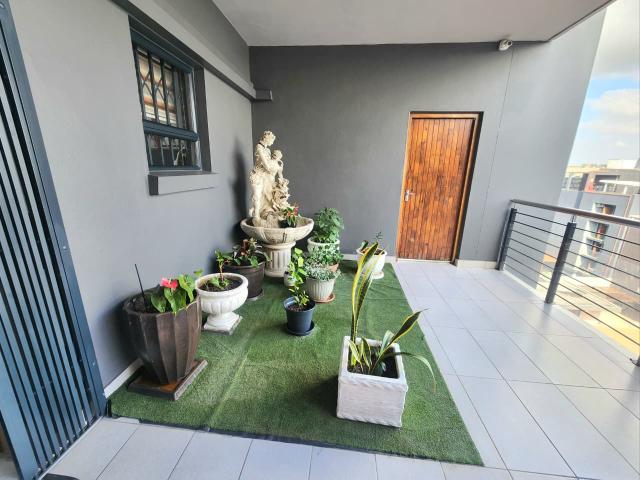 Apartment for sale in Umhlanga, Kwazulu-natal
