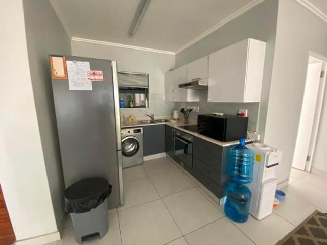 Apartment for rent in Seaview, Kwazulu-natal