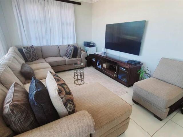 Apartment for sale in Seaview, Kwazulu-natal