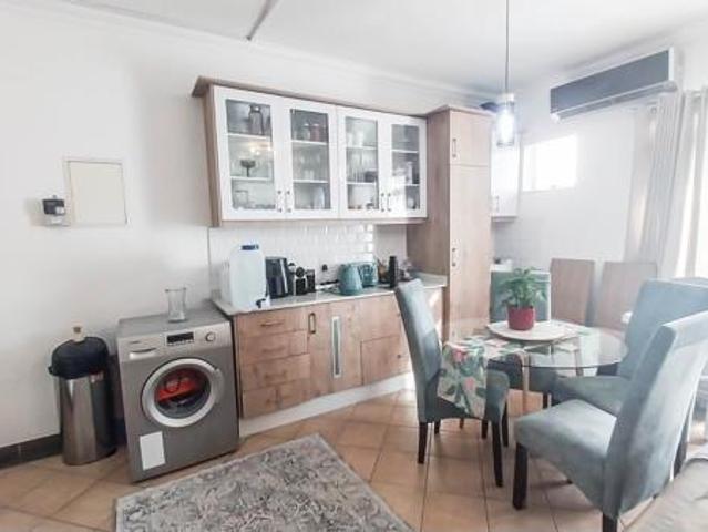 Apartment for rent in Seaview, Kwazulu-natal