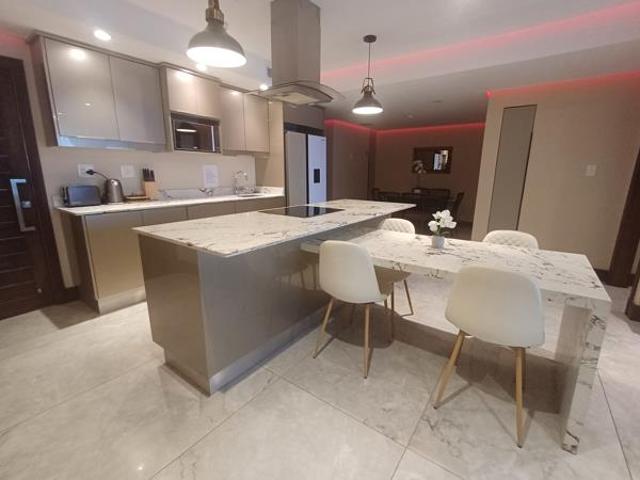 Apartment for rent in Seaview, Kwazulu-natal