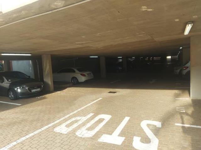Apartment for rent in Seaview, Kwazulu-natal
