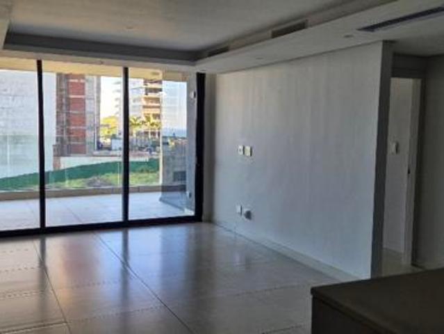 Apartment for rent in Seaview, Kwazulu-natal