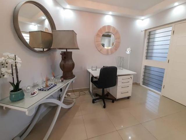 Apartment for rent in Seaview, Kwazulu-natal