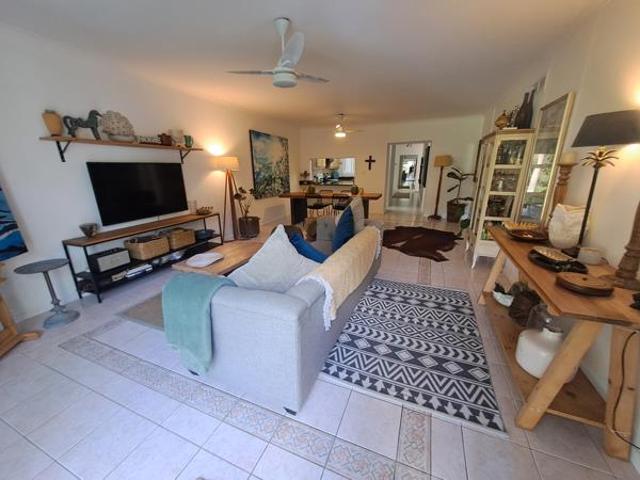 Apartment for rent in Seaview, Kwazulu-natal