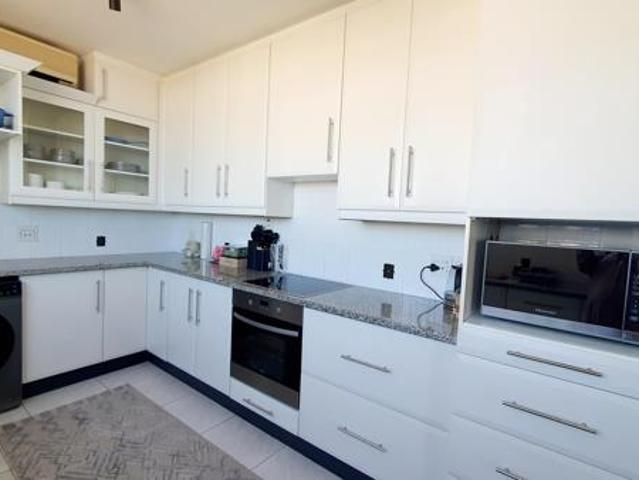 Apartment for rent in Seaview, Kwazulu-natal