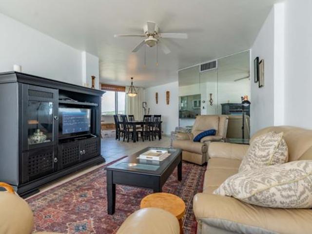 Apartment for rent in Seaview, Kwazulu-natal