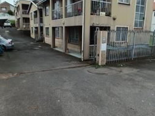 Apartment for rent in Chatsworth, Kwazulu-natal