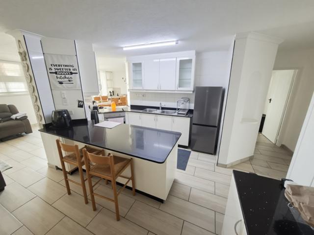 Apartment for sale in Ugu District Municipality, Kwazulu-natal