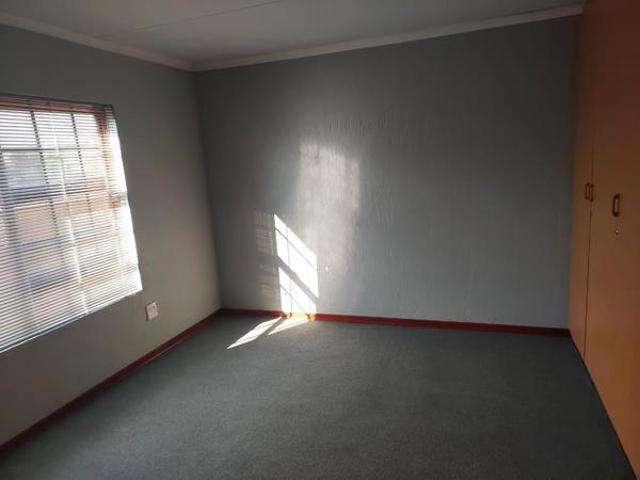 Apartment for sale in Oranjeville, Free State