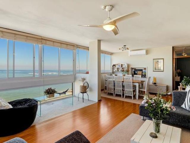 Apartment for sale in Cape Town, Western Cape