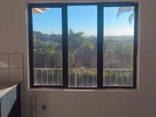 Apartment for rent in Mount Moreland, Kwazulu-natal