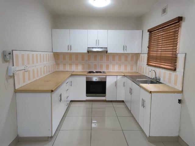 Apartment for sale in Mount Moreland, Kwazulu-natal