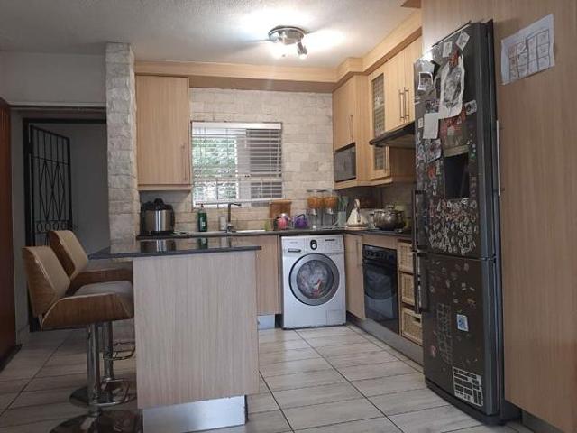 Apartment for sale in Vosloorus, Gauteng