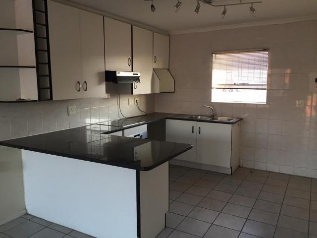 Apartment for rent in Vorna Valley, Midrand